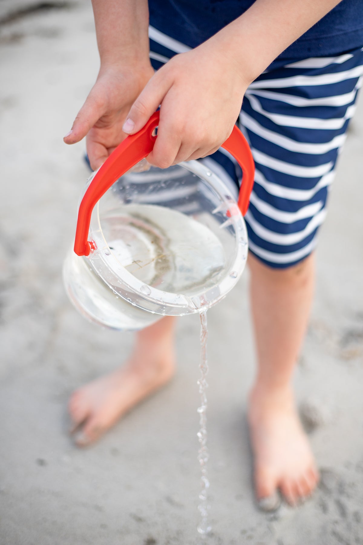 Clear Beach Bucket with Heavy-Duty Scoop