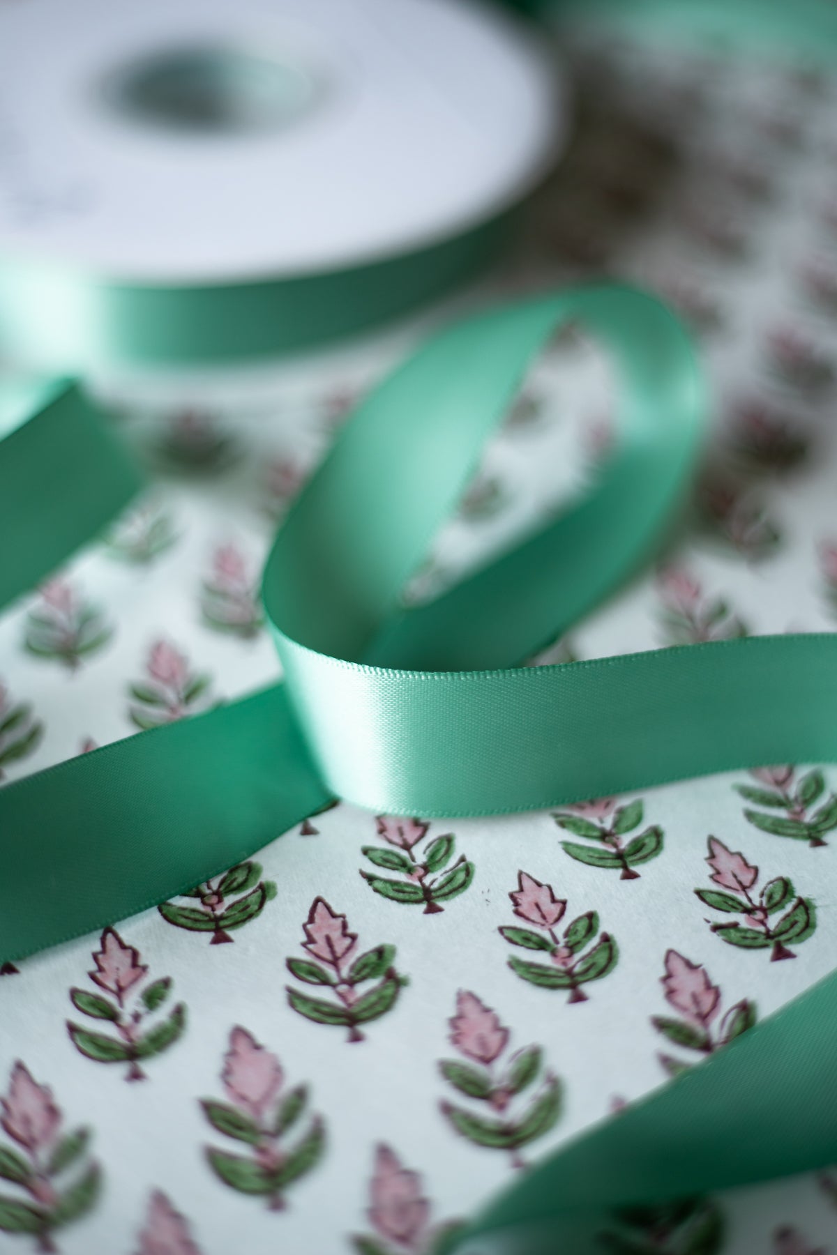 Double-Faced Satin Ribbon - 1 1/2" x 50 yds - Pistachio