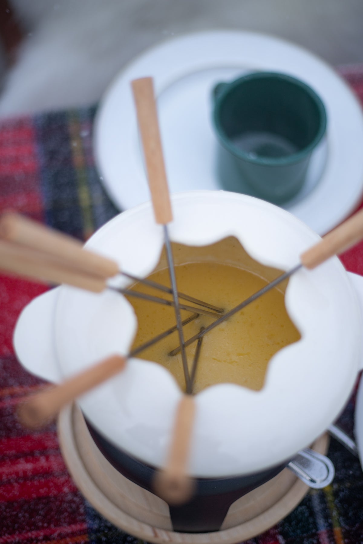 Ivory Enamel-Coated Cast Iron Fondue Pot