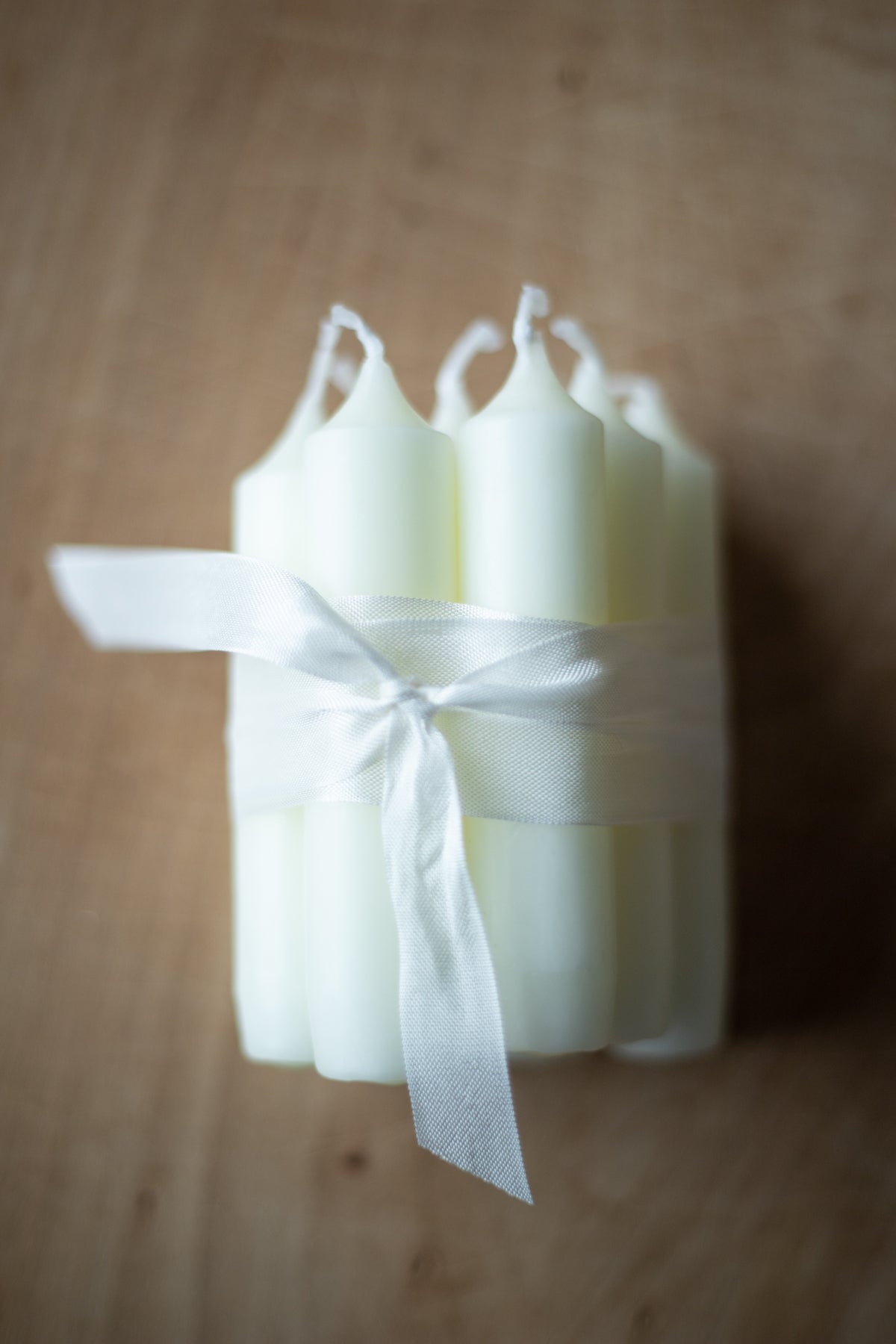 European Short Taper Candles - Ivory - Bundle of 8