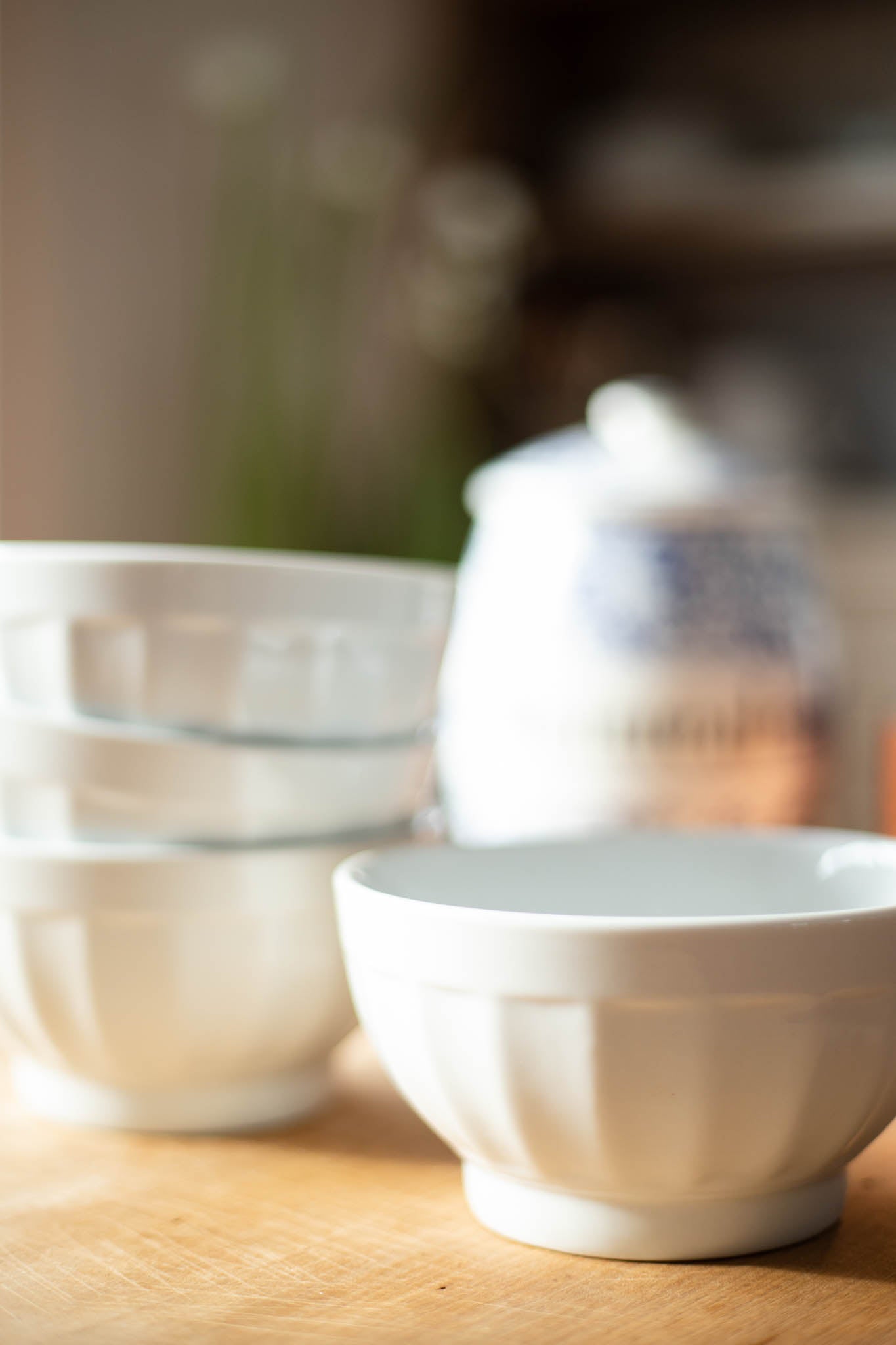 White Café au Lait Bowls/Oatmeal Bowls - Set of 4