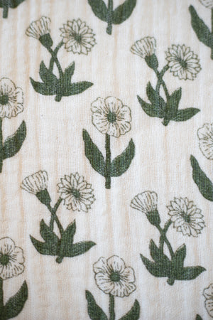 Scallop-Edge Block Print Round Placemats - Set of 2