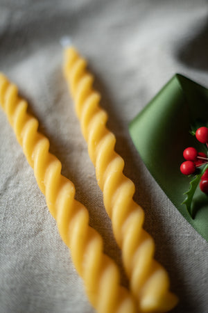 Beeswax Spiral Taper Candles - Set of 2