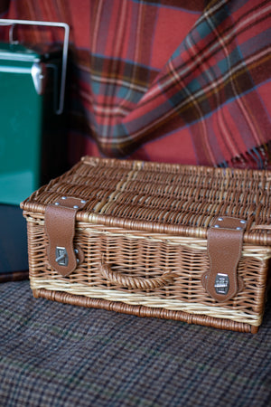 Vintage British-Style Small Picnic Hamper - Choose Your Size