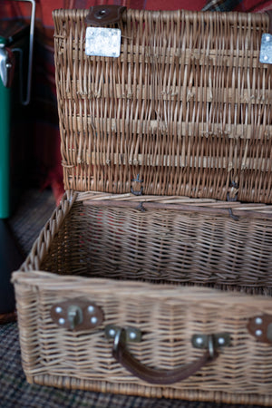 Vintage British-Style Small Picnic Hamper - Choose Your Size