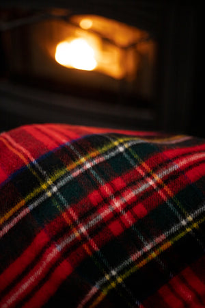 Merino Lambswool Throw - Royal Stewart Tartan