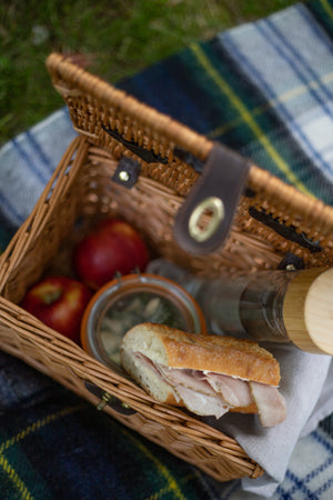 Small Vintage Picnic Hamper