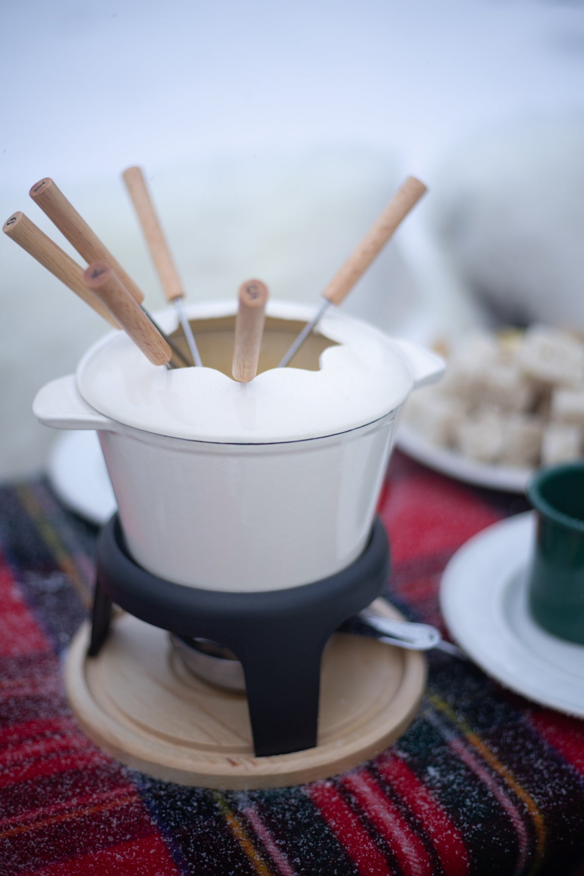 Ivory Enamel-Coated Cast Iron Fondue Pot