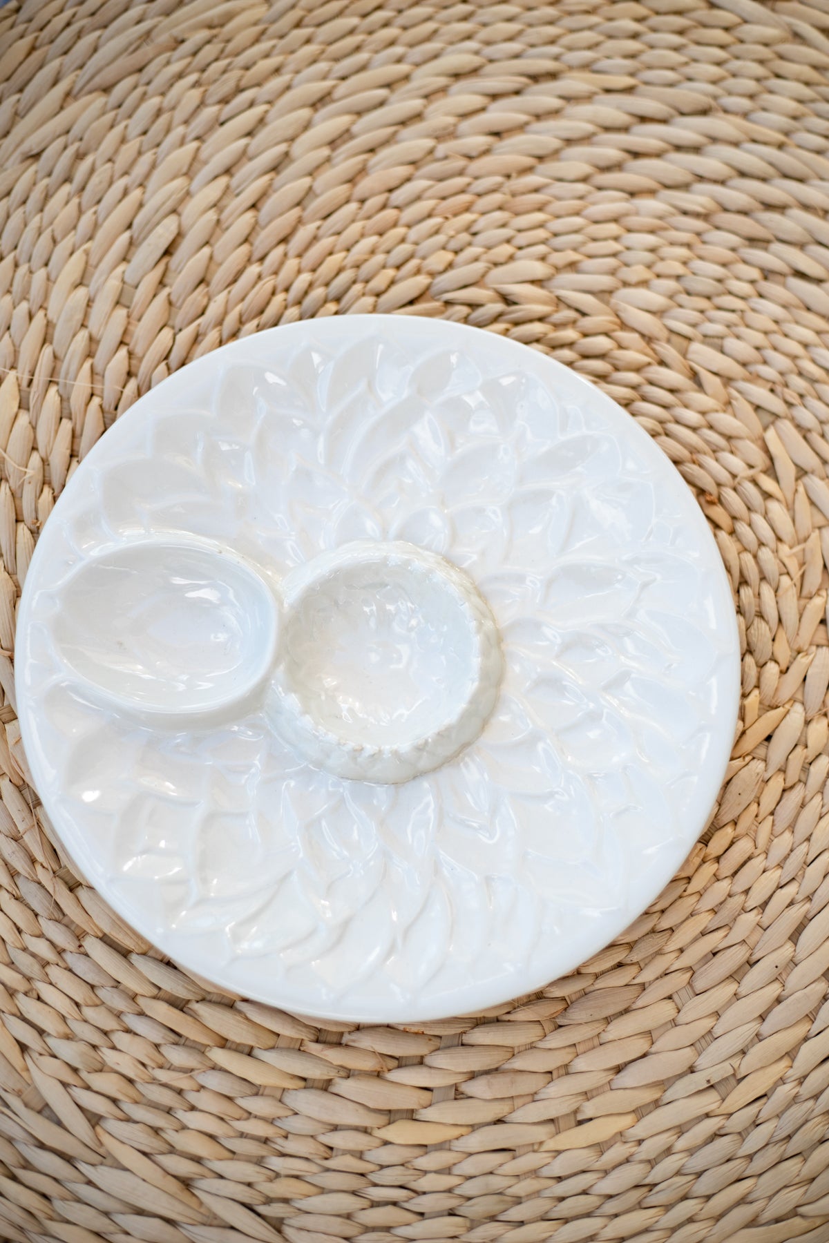 Vintage White Artichoke Plate
