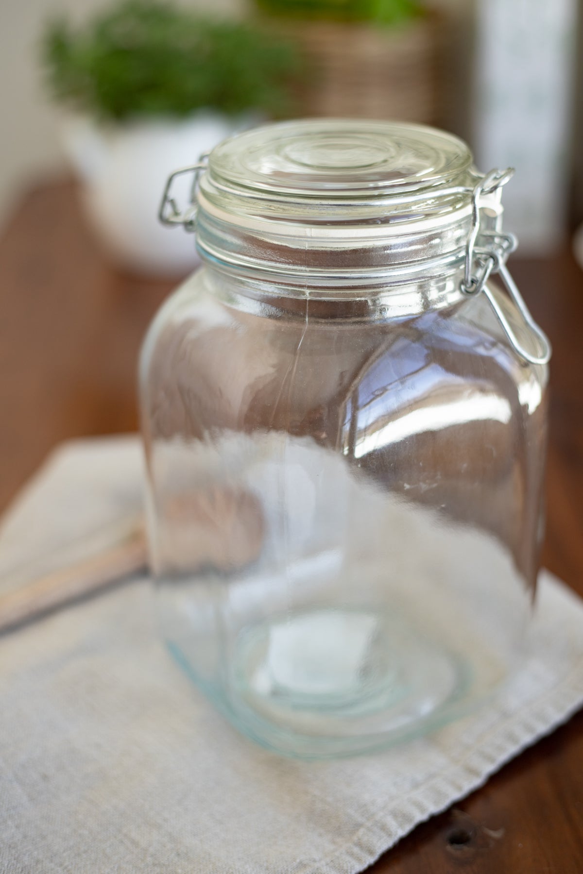 Pantry Jar - 2 L (67.5 oz) - Glass Clamping - Wonderful Life Farm